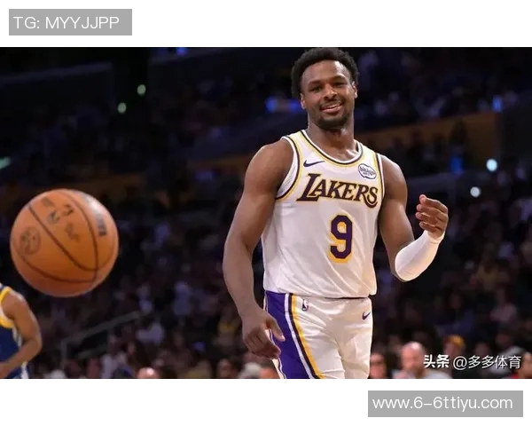 夸梅直言布朗尼在大学表现平平不及部分高中球员的潜力与实力